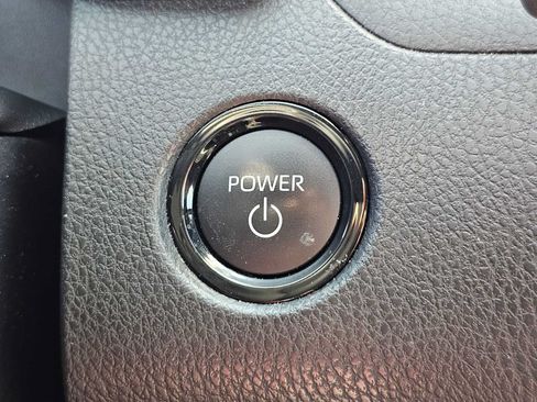 Used 2026 Toyota Camry SE FWD image 30