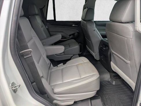 Used 2018 Chevrolet Tahoe LT w/ LT Signature Package RWD image 16