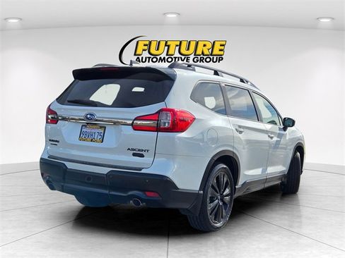 Used 2022 Subaru Ascent Onyx Edition image 4