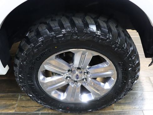 Used 2020 Ford F150 Lariat w/ Equipment Group 502A Luxury image 35