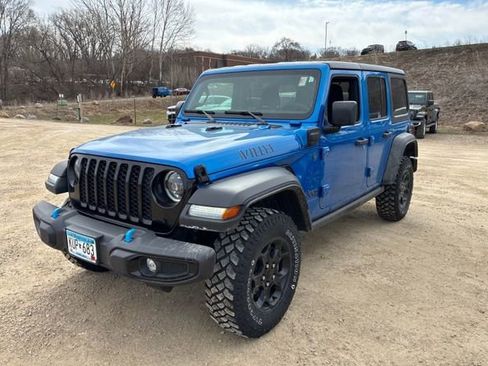 Used 2023 Jeep Wrangler Unlimited w/ 8.4" Radio Group image 18