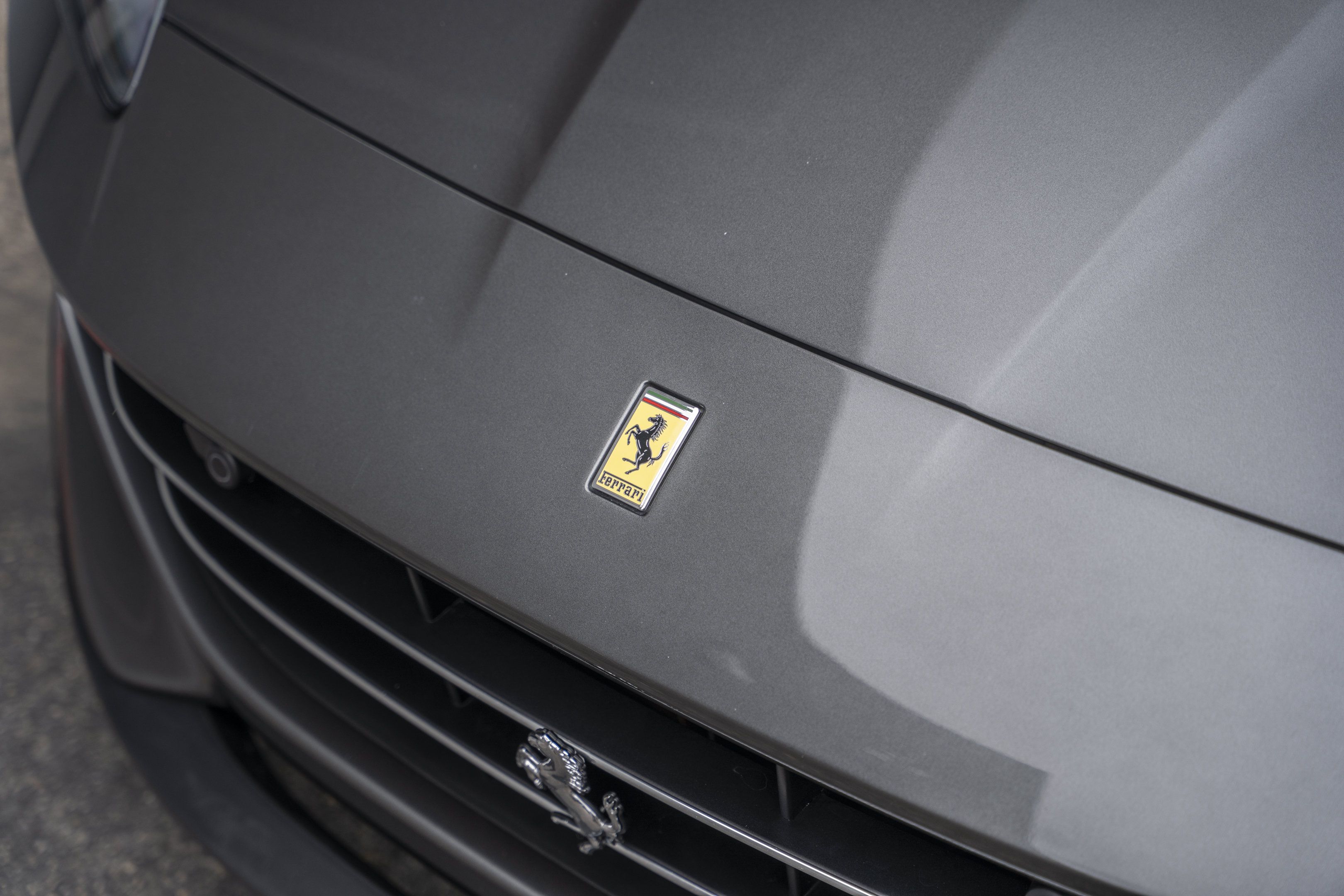 Used 2020 Ferrari Portofino RWD image 21