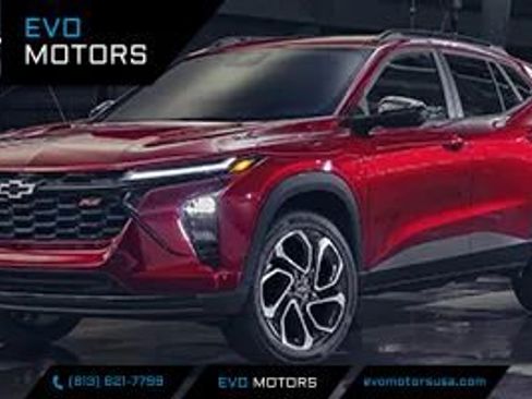 Used 2024 Chevrolet Trax RS w/ Driver Confidence Package FWD image 1