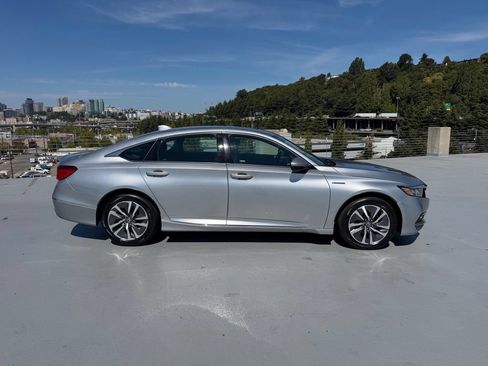 Certified 2018 Honda Accord EX-L image 3