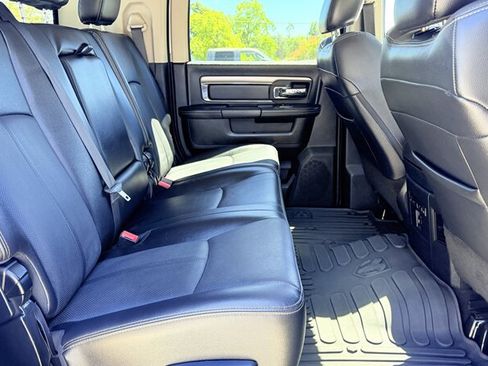 Used 2018 RAM 2500 Laramie w/ Sport Appearance Group AWD/4WD image 10
