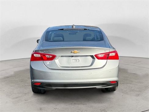Used 2024 Chevrolet Malibu LT image 4
