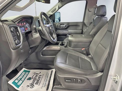 Used 2022 Chevrolet Silverado 2500 LTZ w/ LTZ Convenience Package AWD/4WD image 17