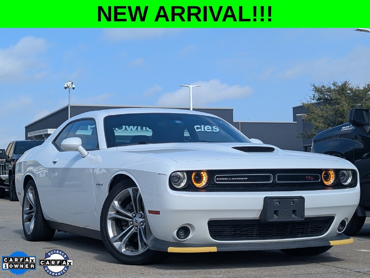 Used 2020 Dodge Challenger R/T RWD image 1