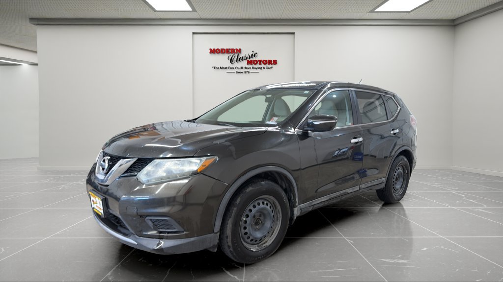 Used 2015 Nissan Rogue S w/ S Family Package FWD image 1