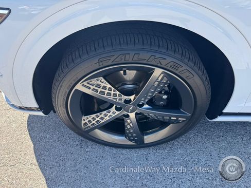 Used 2023 Genesis GV70 2.5T w/ Sport Prestige Package AWD/4WD image 10