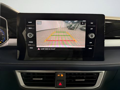 New 2026 Volkswagen Taos SEL image 16