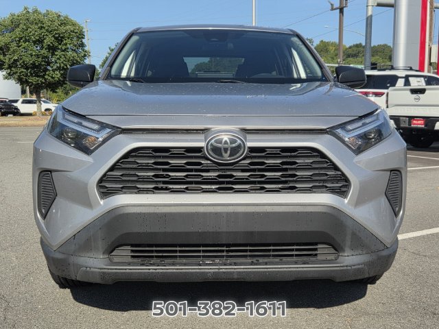 Used 2023 Toyota RAV4 LE FWD image 6