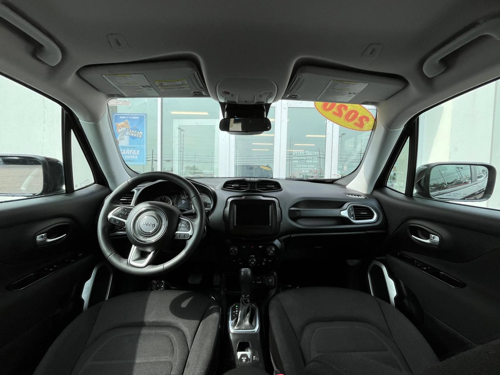 Used 2020 Jeep Renegade Latitude FWD image 37