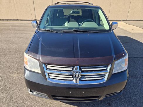 Used 2008 Dodge Grand Caravan SXT image 16