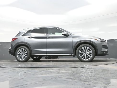 Used 2025 INFINITI QX50 Luxe image 15