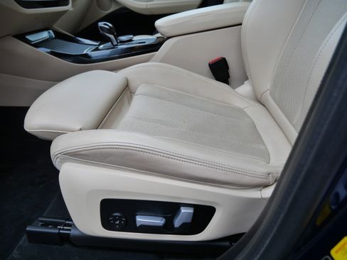 Used 2022 BMW X3 xDrive30i w/ Premium Package 2 image 20