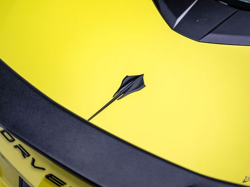 Used 2021 Chevrolet Corvette Stingray Premium Cpe w/ 3LT RWD image 20