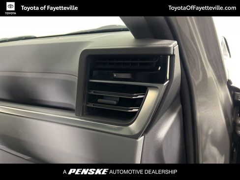 Used 2024 Lexus GX 550 w/ Cold Area Package image 21