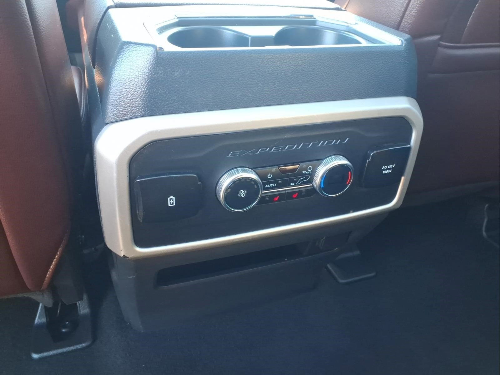 Certified 2024 Ford Expedition Limited AWD/4WD image 19