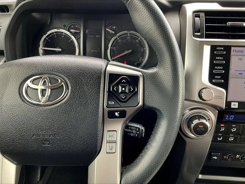 Used 2022 Toyota 4Runner Limited AWD/4WD image 31