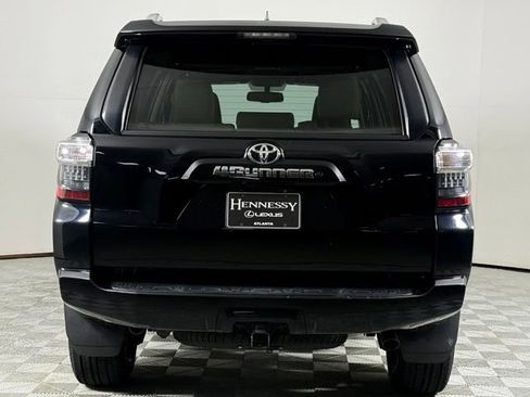 Used 2017 Toyota 4Runner SR5 Premium RWD image 7