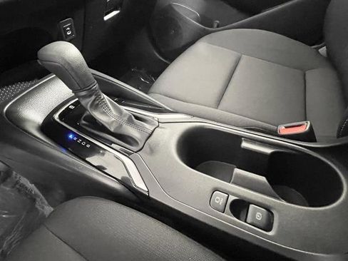 Used 2023 Toyota Corolla LE image 21