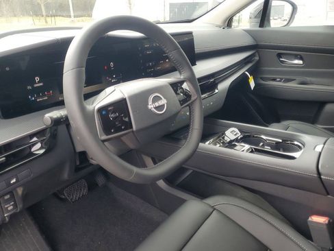 New 2025 Nissan Murano SV image 15