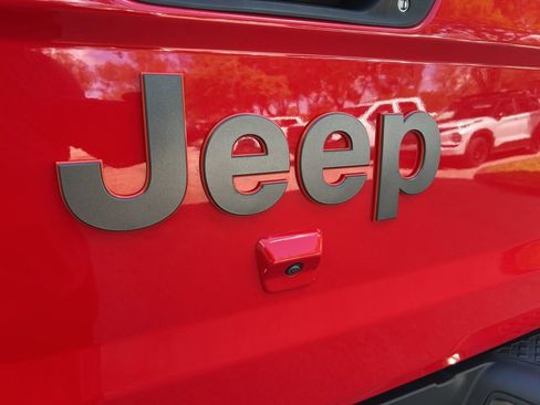 Certified 2022 Jeep Gladiator Mojave w/ Trailer Tow Package image 20