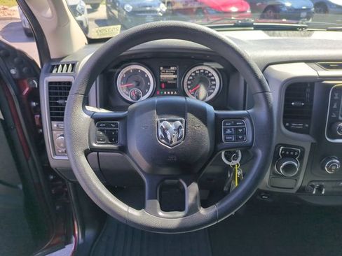 Used 2018 RAM 1500 Express RWD image 17