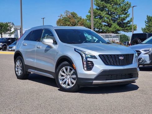 Used 2022 Cadillac XT4 Premium Luxury w/ Safety Alert Package FWD image 1