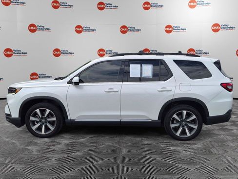 Used 2024 Honda Pilot Elite image 2