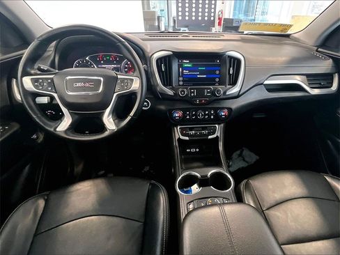 Used 2023 GMC Terrain SLT image 21