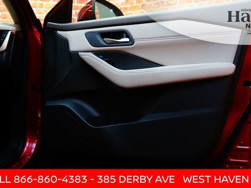 Certified 2024 Nissan Rogue SV w/ SV Premium Package AWD/4WD image 63
