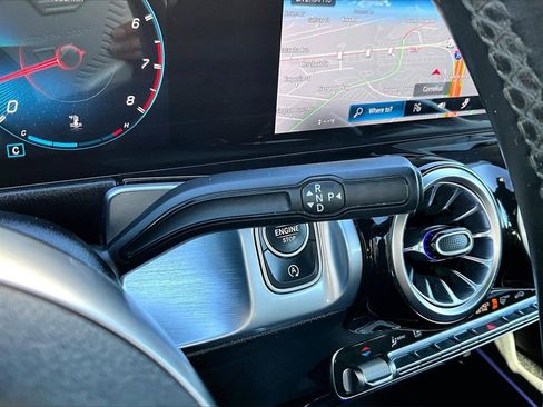 Used 2022 Mercedes-Benz GLB 35 AMG 4MATIC image 28