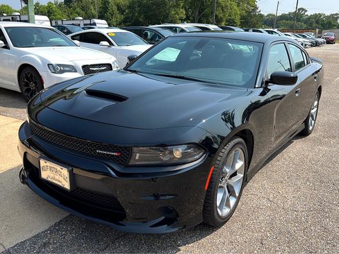 Used 2022 Dodge Charger GT image 2