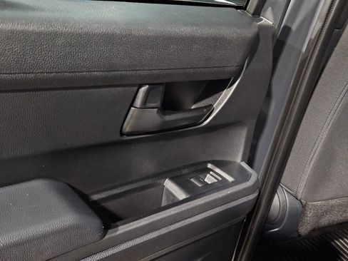 Used 2024 Toyota Tacoma SR image 34