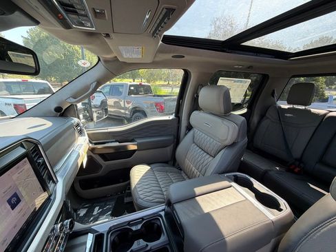 New 2026 Ford F350 Platinum w/ Platinum Plus Package AWD/4WD image 13