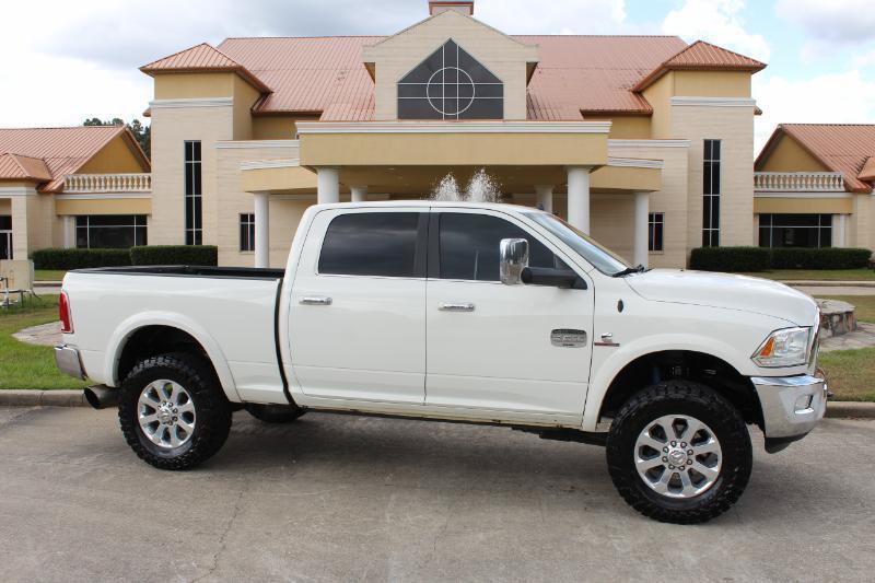Used 2018 RAM 2500 Longhorn w/ Convenience Group AWD/4WD image 2