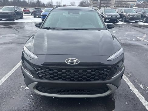 Used 2023 Hyundai Kona SEL image 2