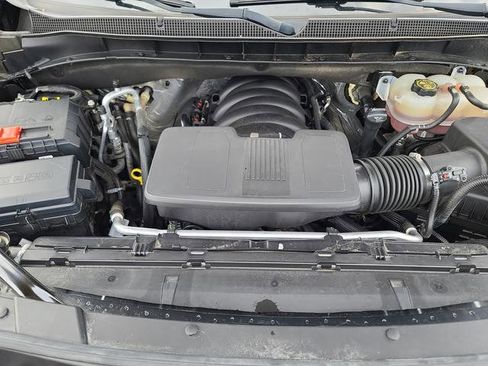 Used 2023 Chevrolet Tahoe Z71 w/ Z71 Off-Road Package image 12