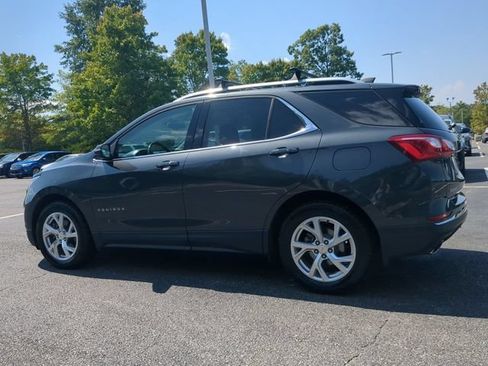Used 2018 Chevrolet Equinox LT w/ Sun & Infotainment Package AWD/4WD image 6