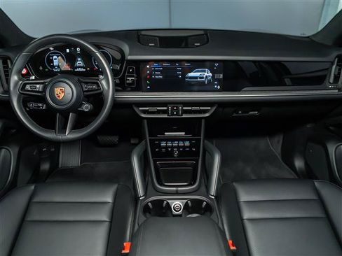 Certified 2026 Porsche Cayenne AWD/4WD image 17