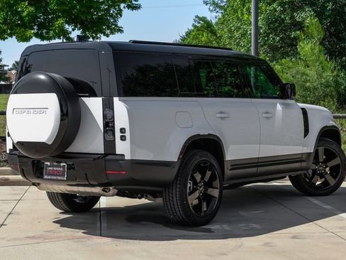 New 2026 Land Rover Defender 130 S AWD/4WD image 9