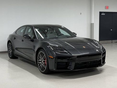 New 2026 Porsche Panamera GTS image 6