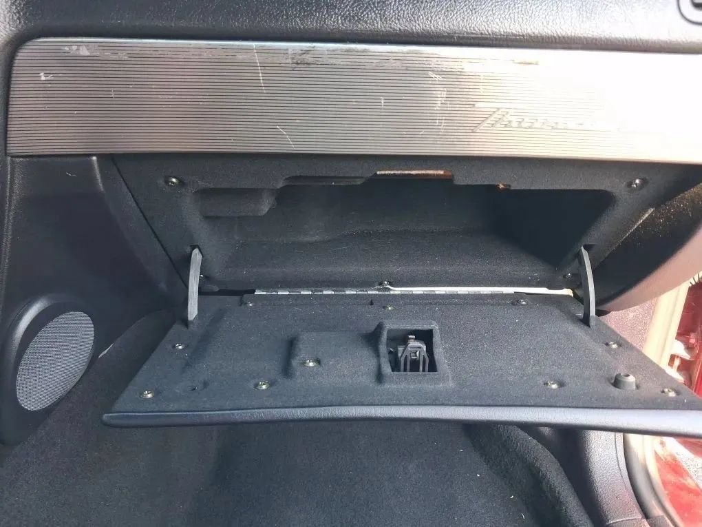 Used 2004 Ford Thunderbird RWD image 33