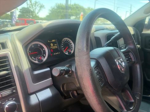 Used 2017 RAM 2500 Tradesman w/ Chrome Appearance Group AWD/4WD image 24