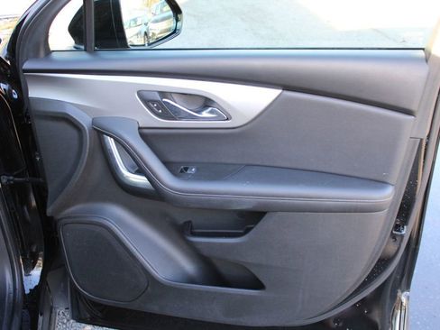 Used 2021 Chevrolet Blazer LT image 21