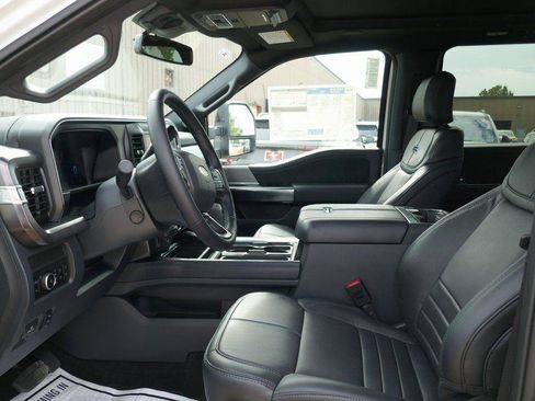 New 2026 Ford F250 Platinum image 18