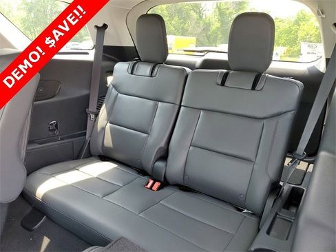 New 2025 Ford Explorer Active w/ Active Comfort Package image 27