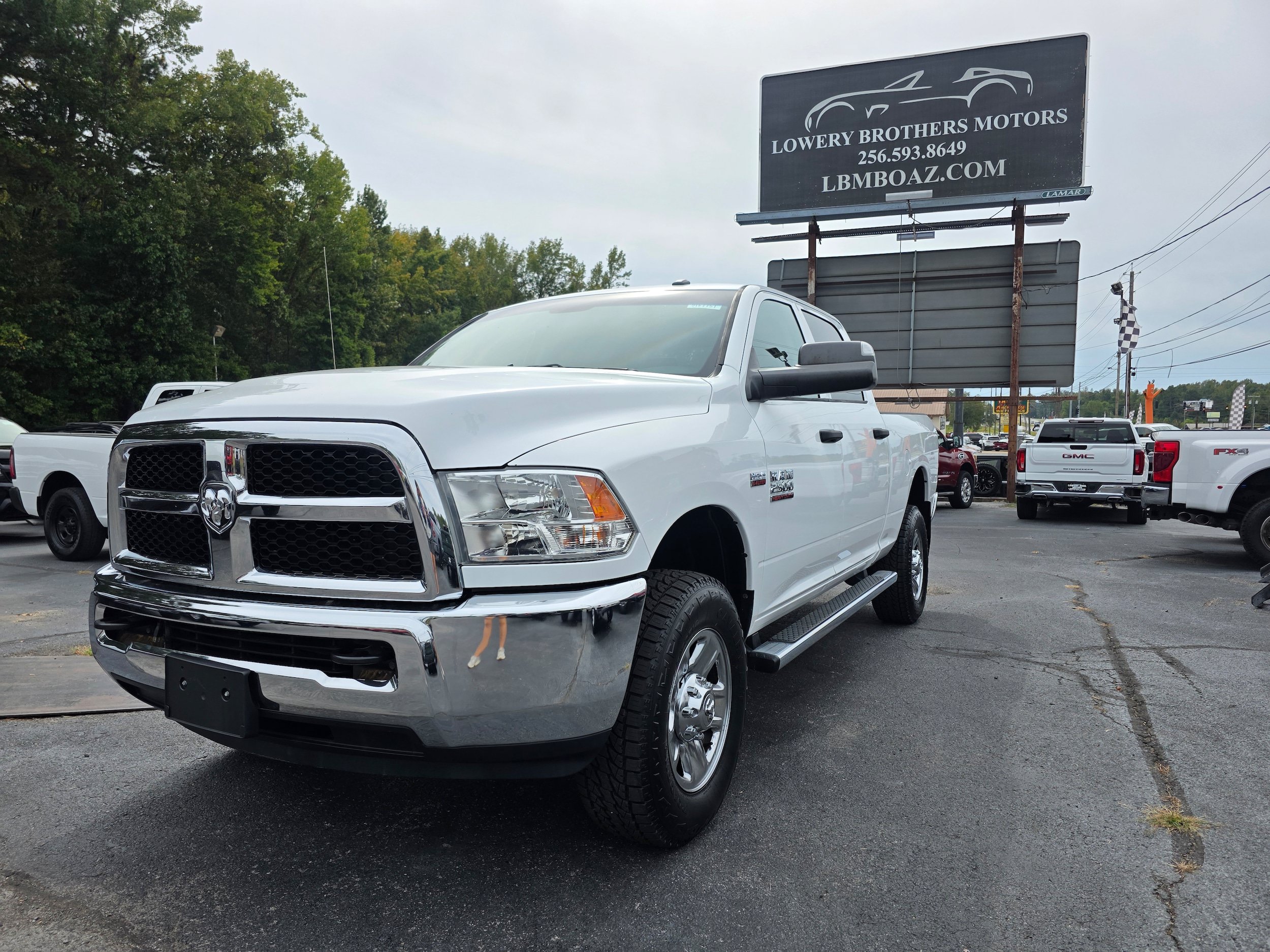 Used 2018 RAM 2500 Tradesman w/ Chrome Appearance Group AWD/4WD image 1